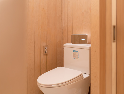 화장실 유해성분(대장균, 암모니아) 살균, 탈취